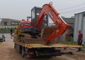 Imachine entrega la excavadora Doosan