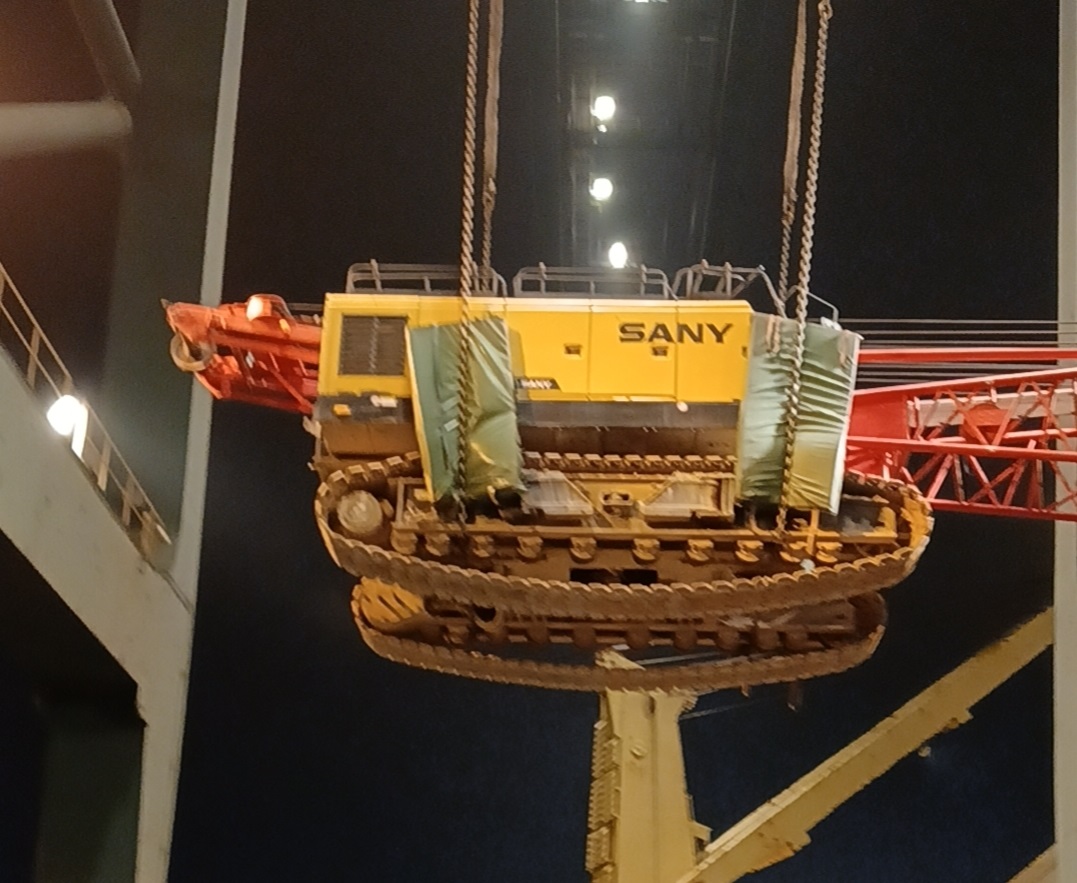 imachine delivers sany 75t crawler crane 