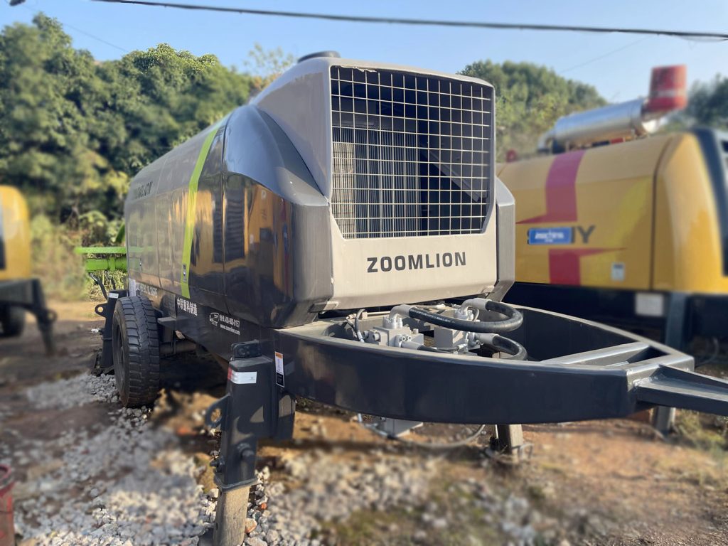 Zoomlion HBT9018 Concrete Trailer Pump