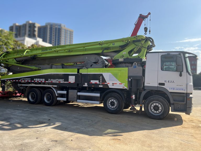 Zoomlion 56m Concrete Pump Truck