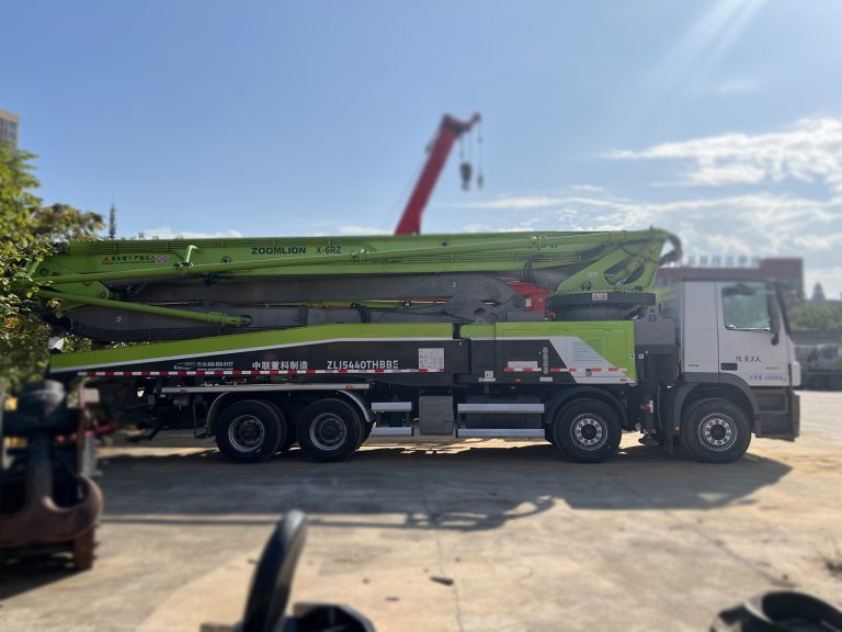 Zoomlion 56m Concrete Pump Truck