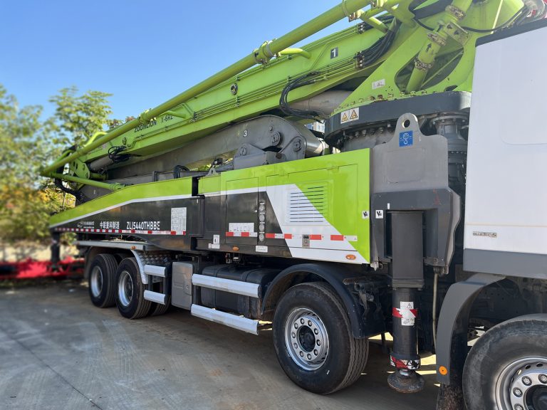 Zoomlion 56m Concrete Pump Truck