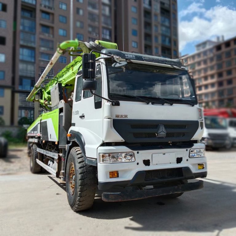 Zoomlion 37m Concrete Pump Truck