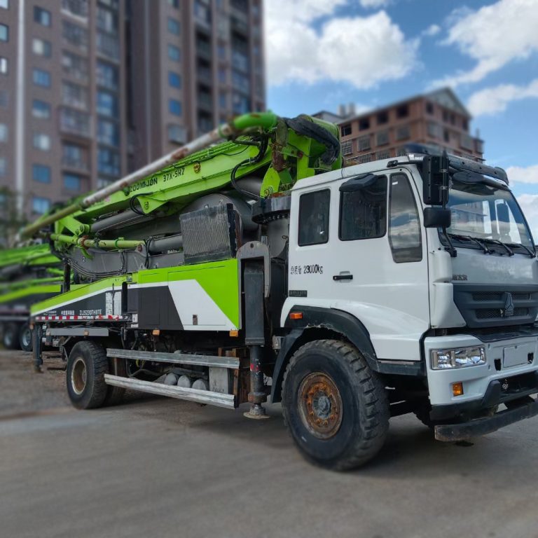Zoomlion 37m Concrete Pump Truck