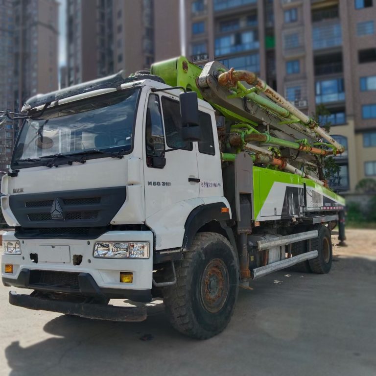 Zoomlion 37m Concrete Pump Truck