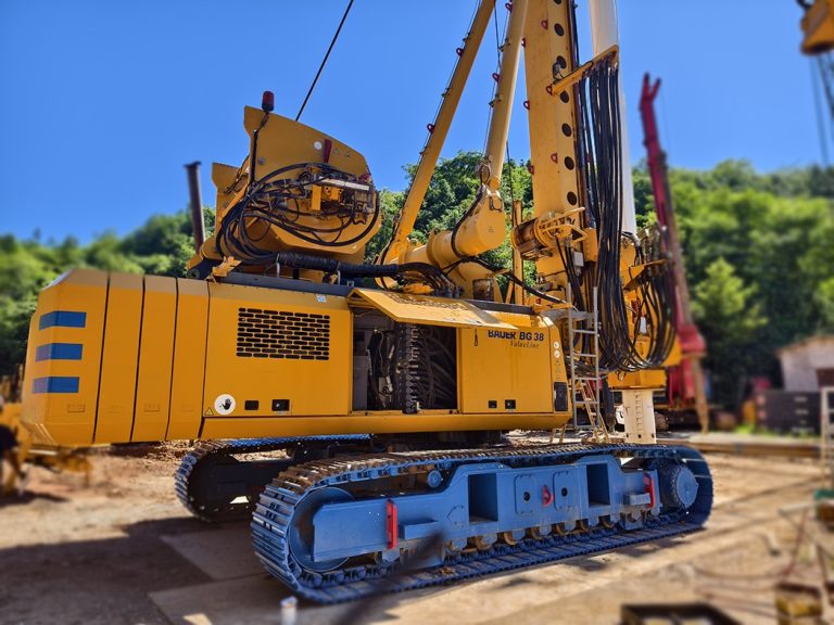 Bauer BG38 Rotary Drilling Rig