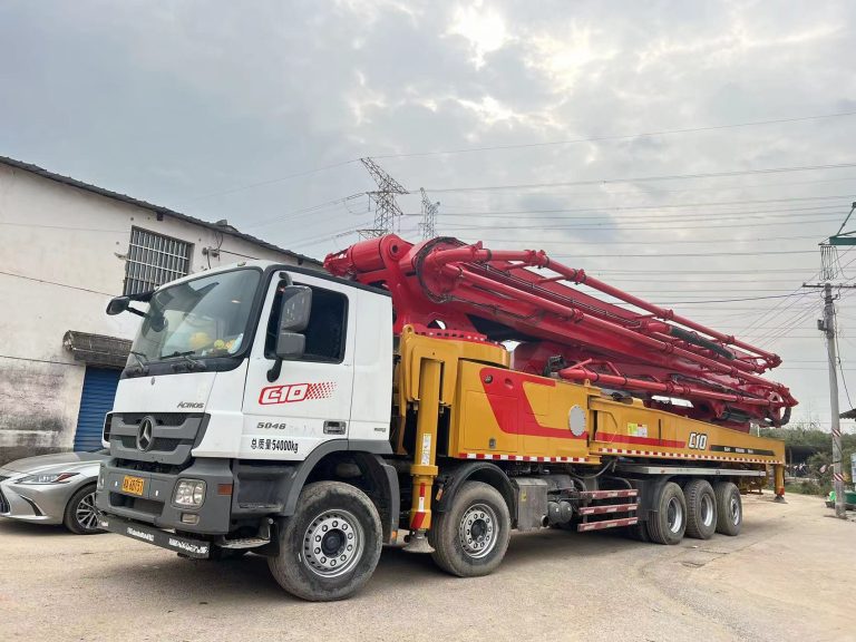 SANY 72m concrete pump truck