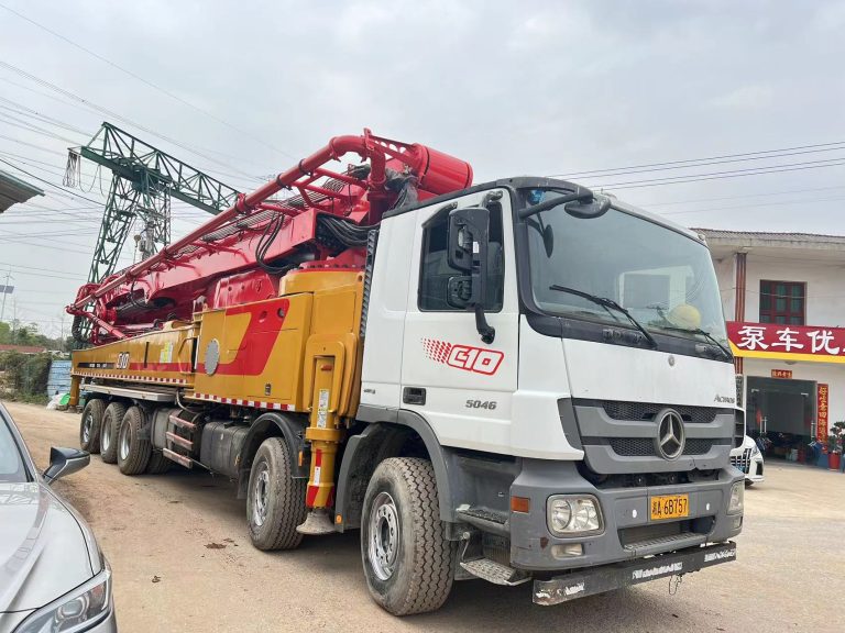 SANY 72m concrete pump truck