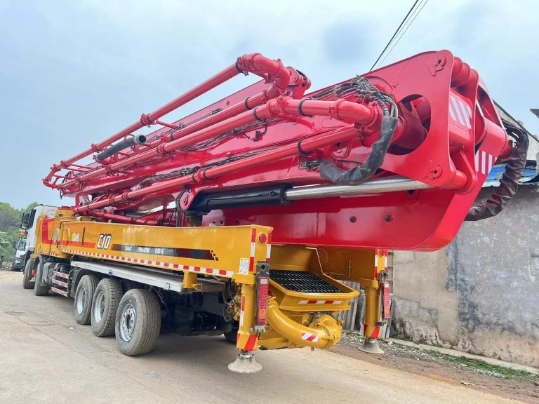 SANY 72m concrete pump truck