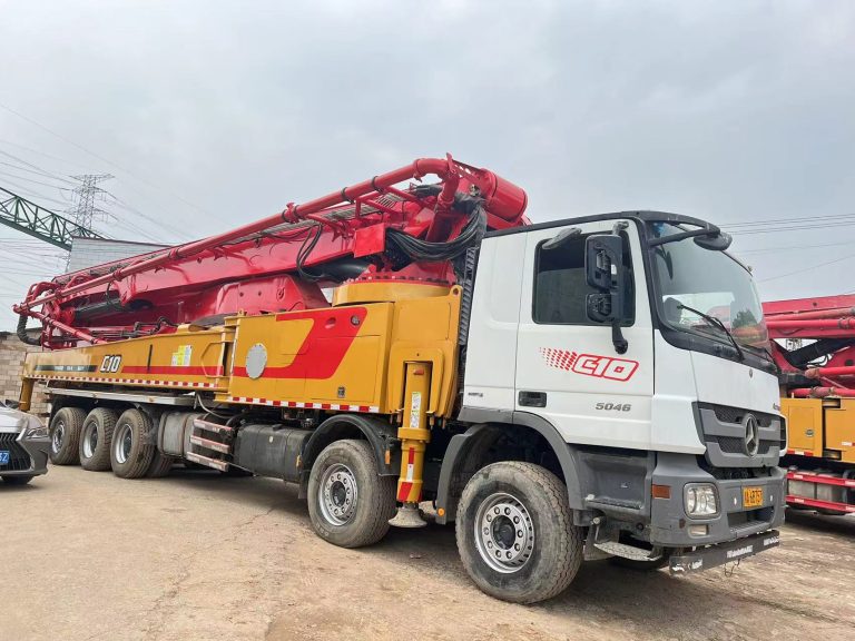 SANY 72m concrete pump truck