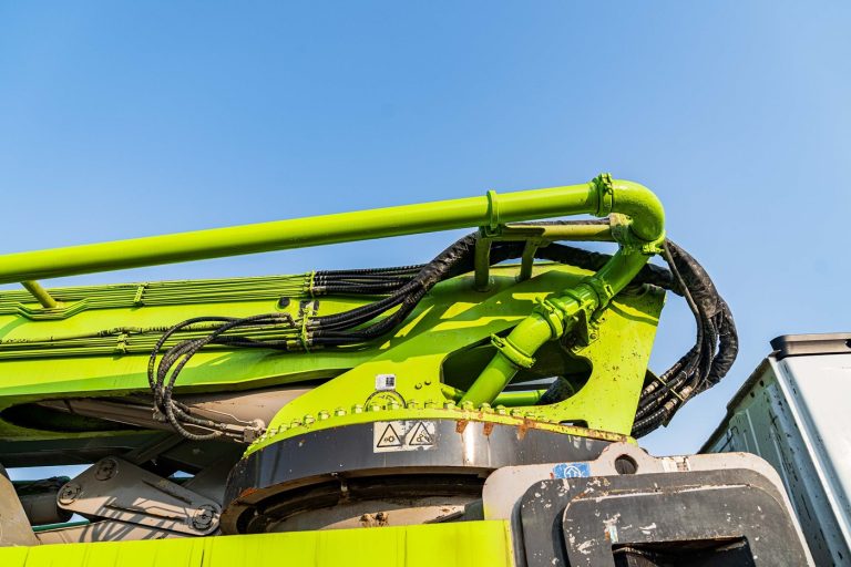 Zoomlion 63m concrete pump