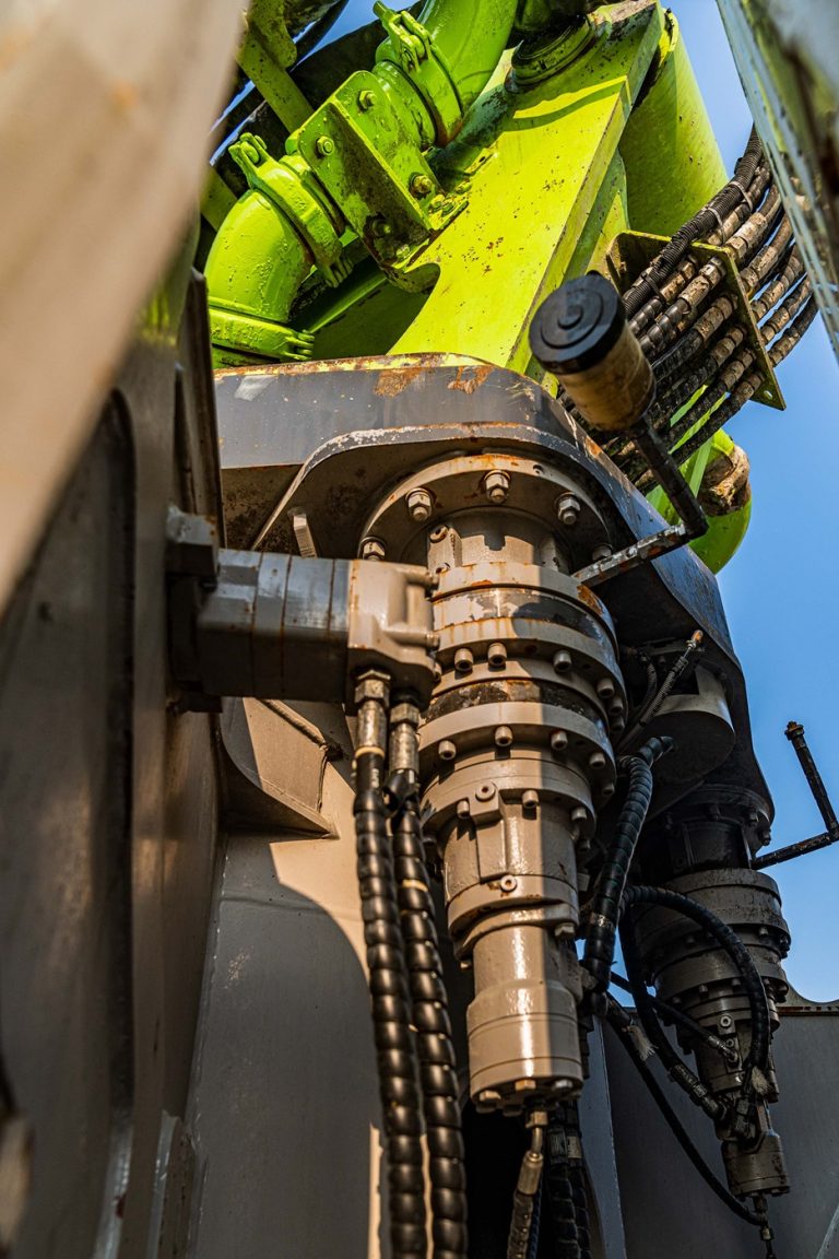 Zoomlion 63m concrete pump