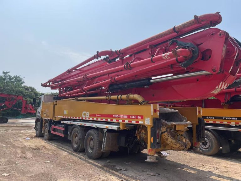 شاحنة مضخة ساني 56 م