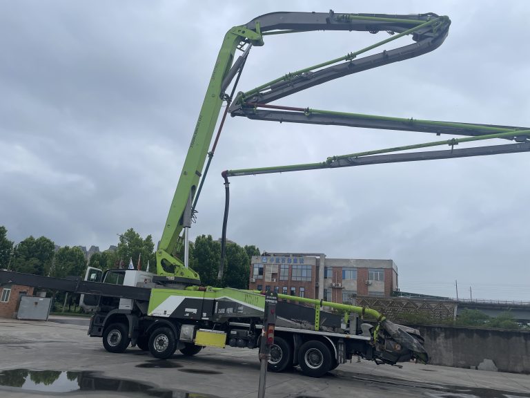 Used Zoomlion 56m Boom Pump