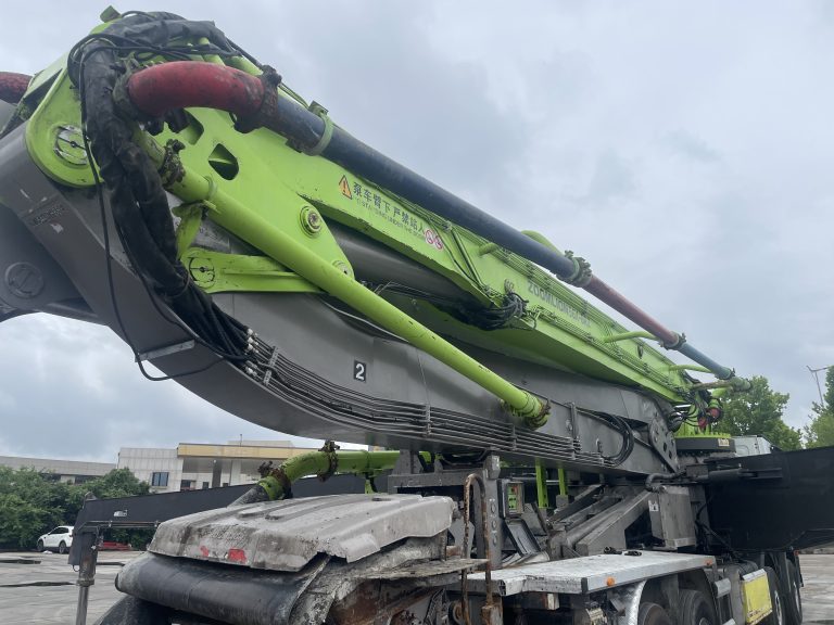 Used Zoomlion 56m Boom Pump