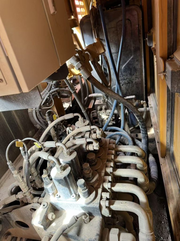 Used 85 Ton Crawler Crane