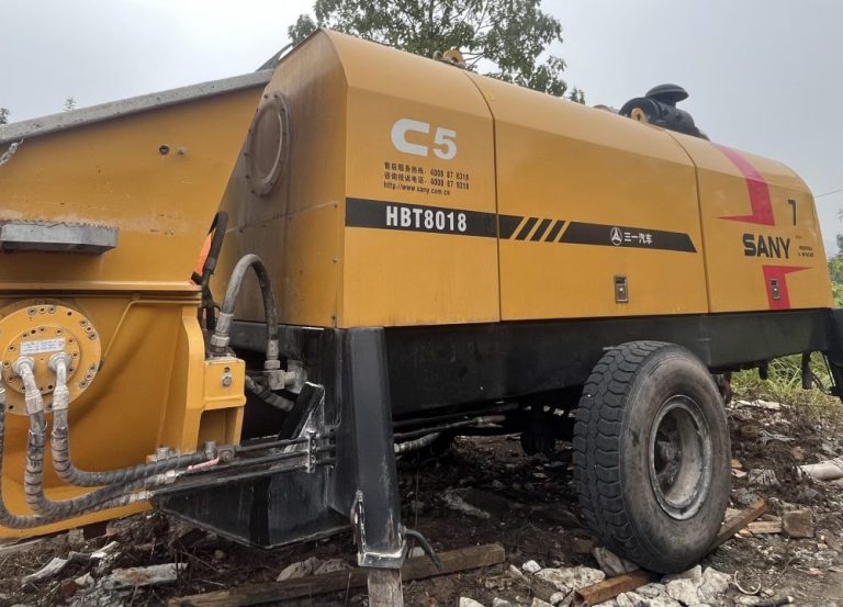 Pompă de beton staționară second-hand de vânzare