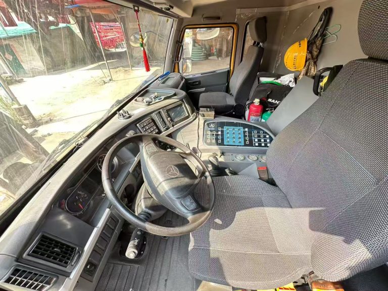 SANY 400 TON All-Terrain Crane