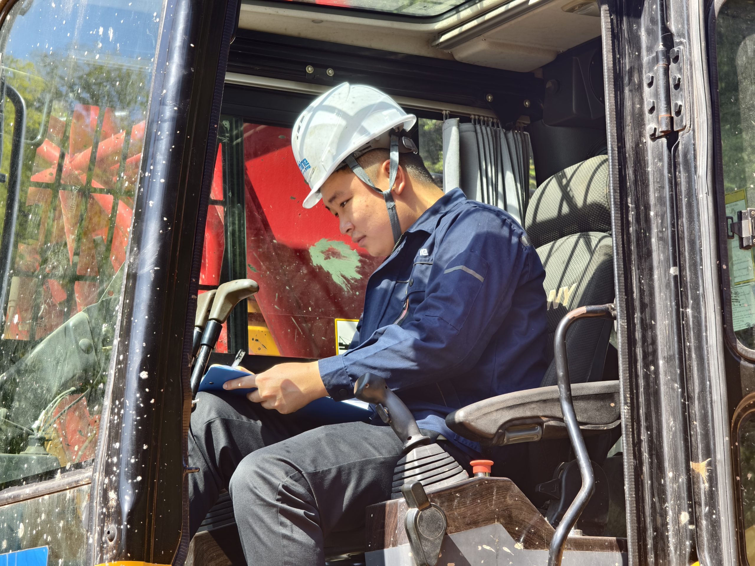 quality control of used crawler crane