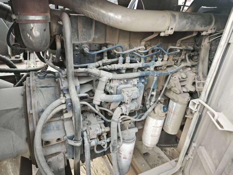 Zoomlion 85 Ton Crawler Crane