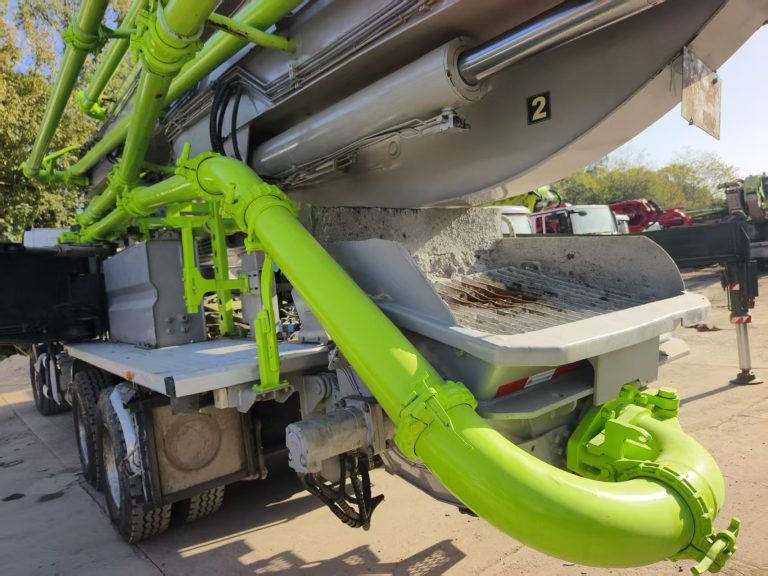 50 մետրանոց բետոնե պոմպային մեքենա