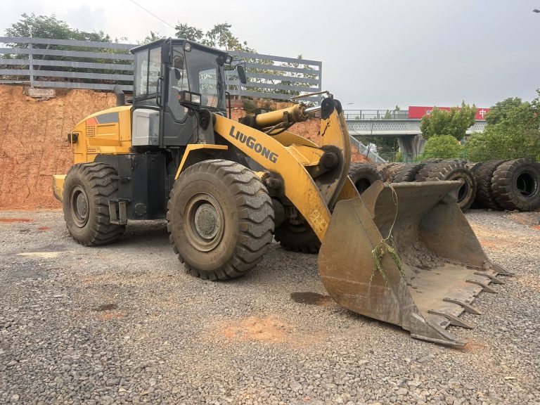 Pá carregadeira Liugong 855H