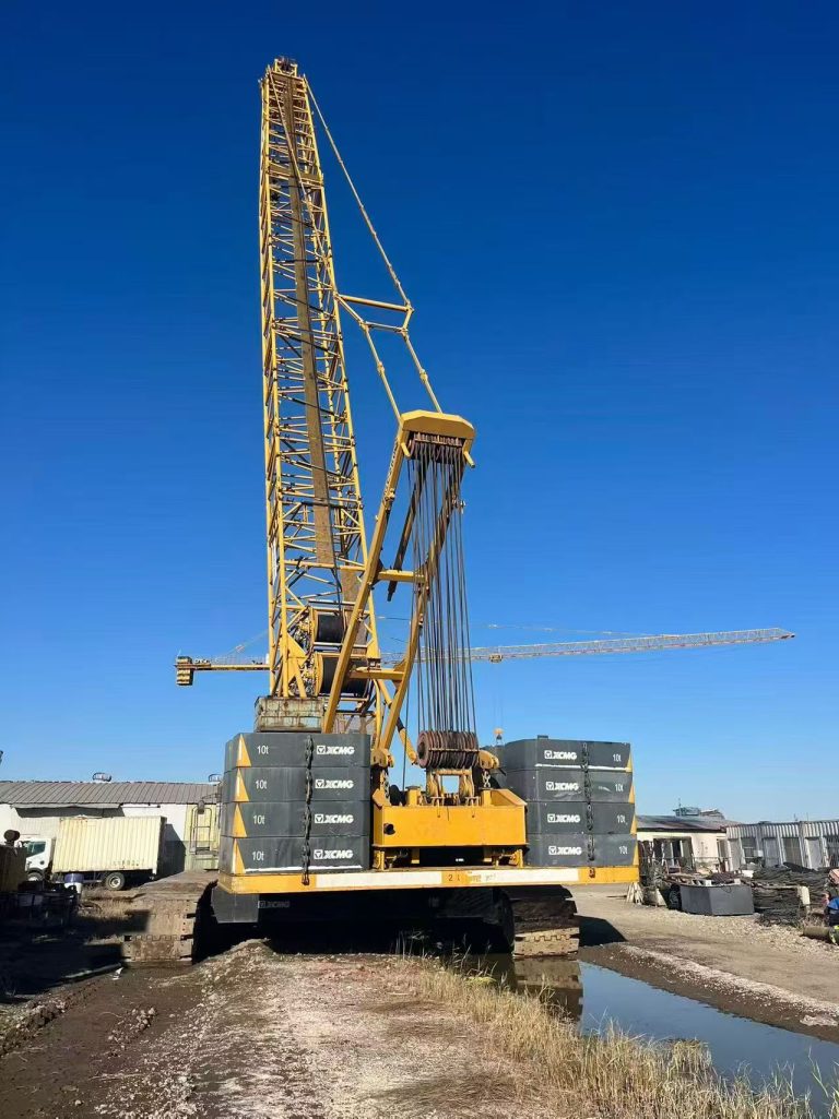 XCMG XGC260 Crawler Crane