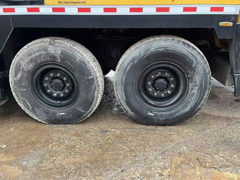 Macara camion de 100 de tone