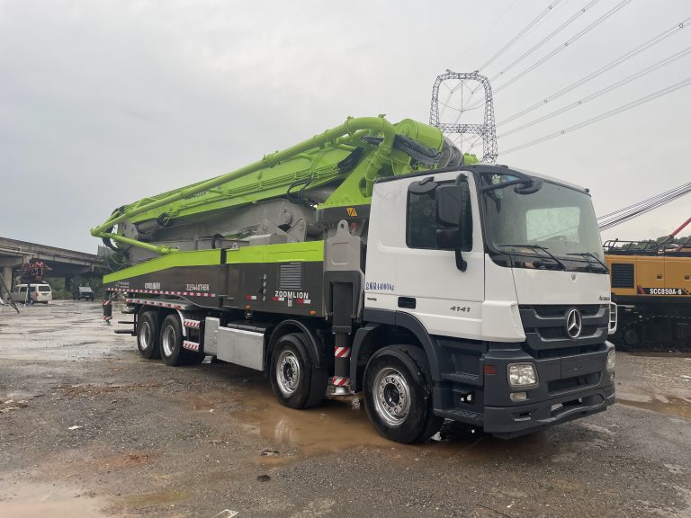 2018 Zoomlion 56m Boom Pump Truck