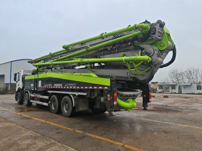 ZOOMLION Scania 62m Truck-mounted Concrete Pump