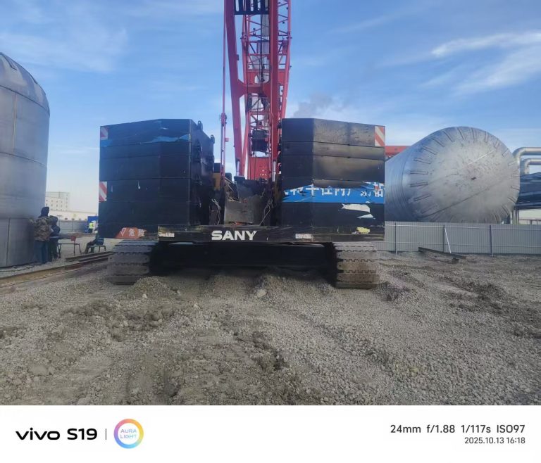 SANY 180-ton track-mounted crane