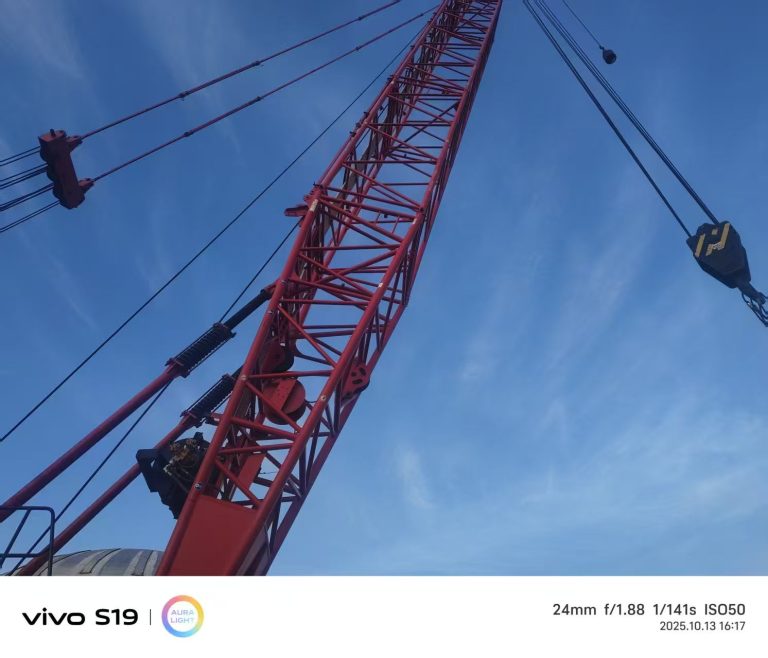 SANY 180-ton track-mounted crane