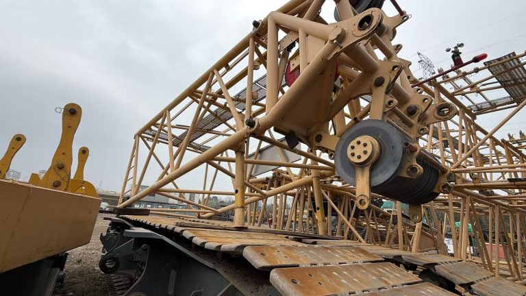 SANY SCC2800A track-mounted crane