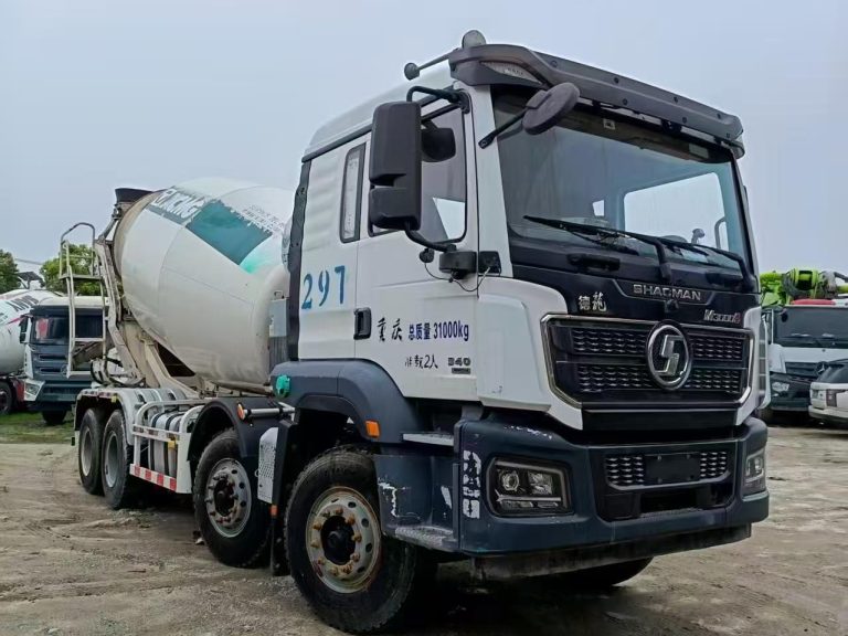 xe trộn bê tông xcmg 12m3 shacman