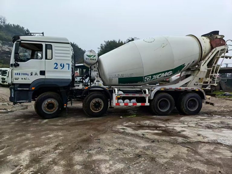 xe chở xi măng xcmg 12m3 shacman