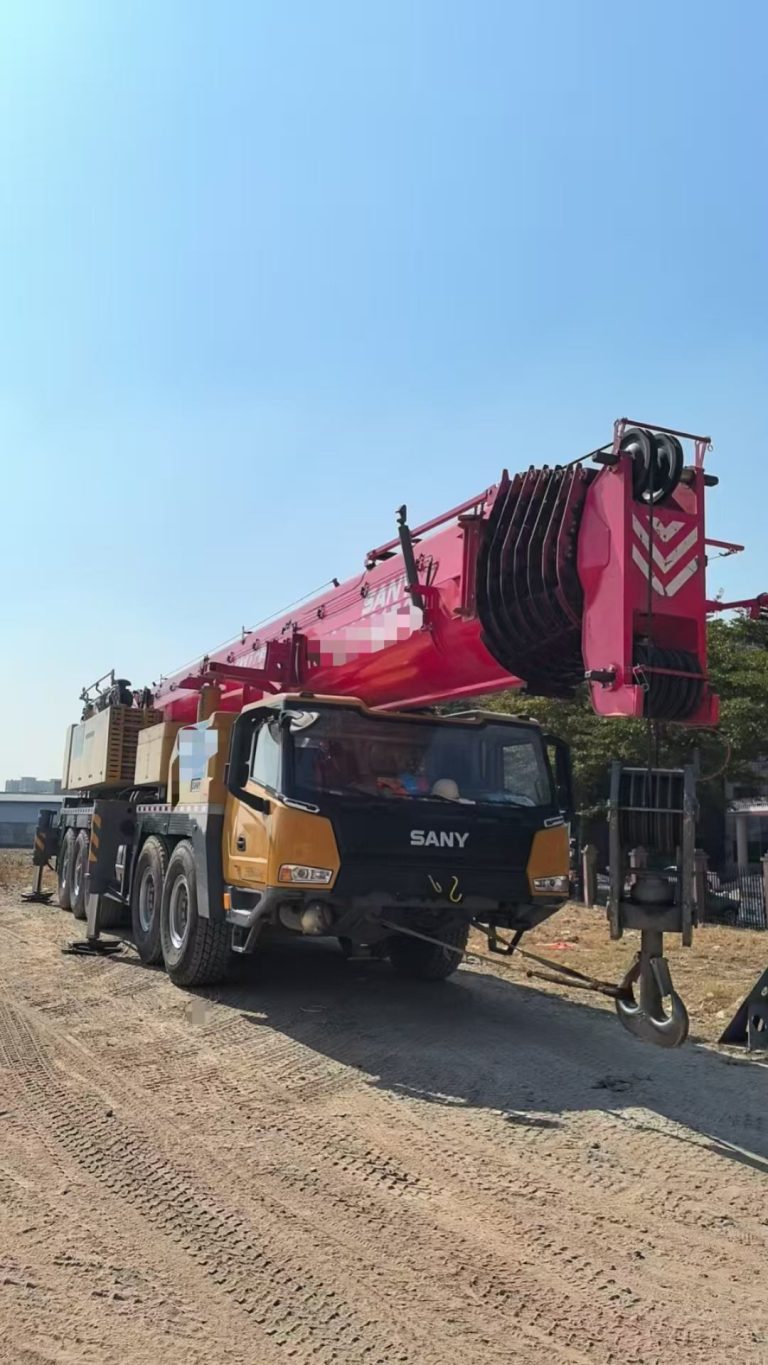 SANY STC2000C8-8 TRUCK CRANE