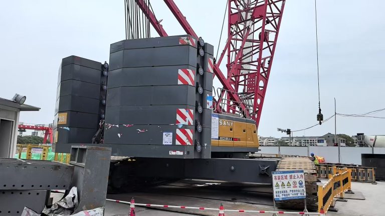 SANY SCC2000A-8 crawler crane