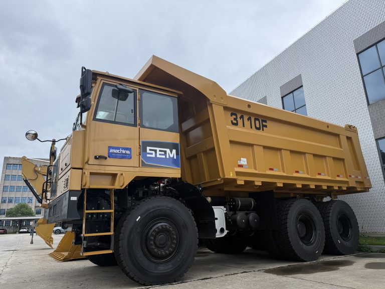 SEM 3110F WIDE BODY DUMP TRUCK