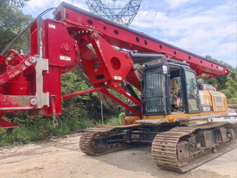 sr205 piling machine