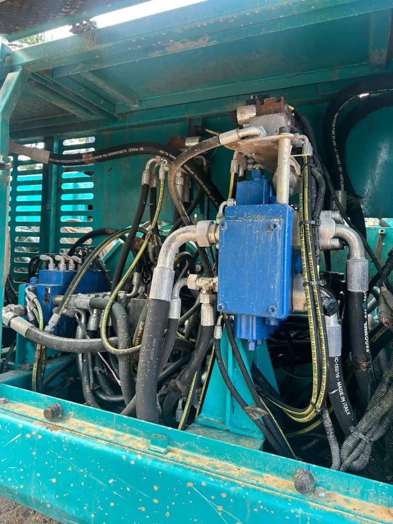 Sunward rotary drilling rig