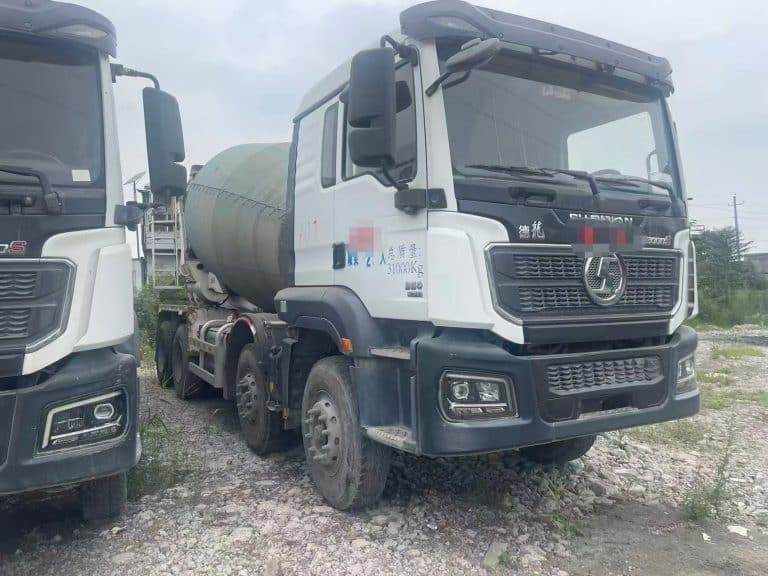 Truk Pengaduk 14 m³