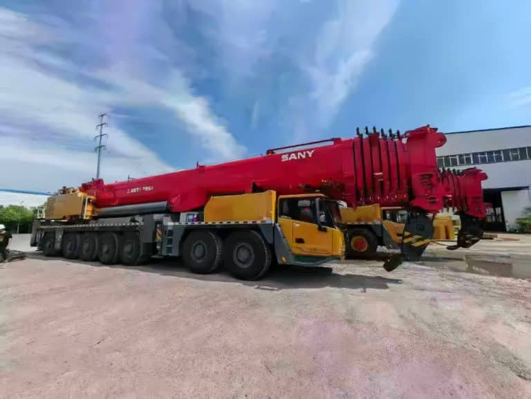 Used 900 Ton Truck Crane