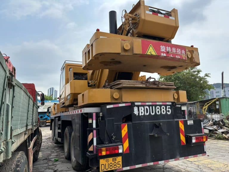 2024 SANY STC1000C7-8 100 Ton Truck Crane - View 4