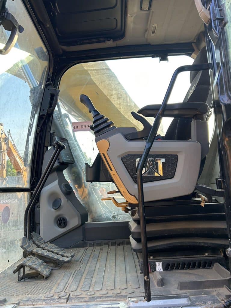 Used CAT Excavator