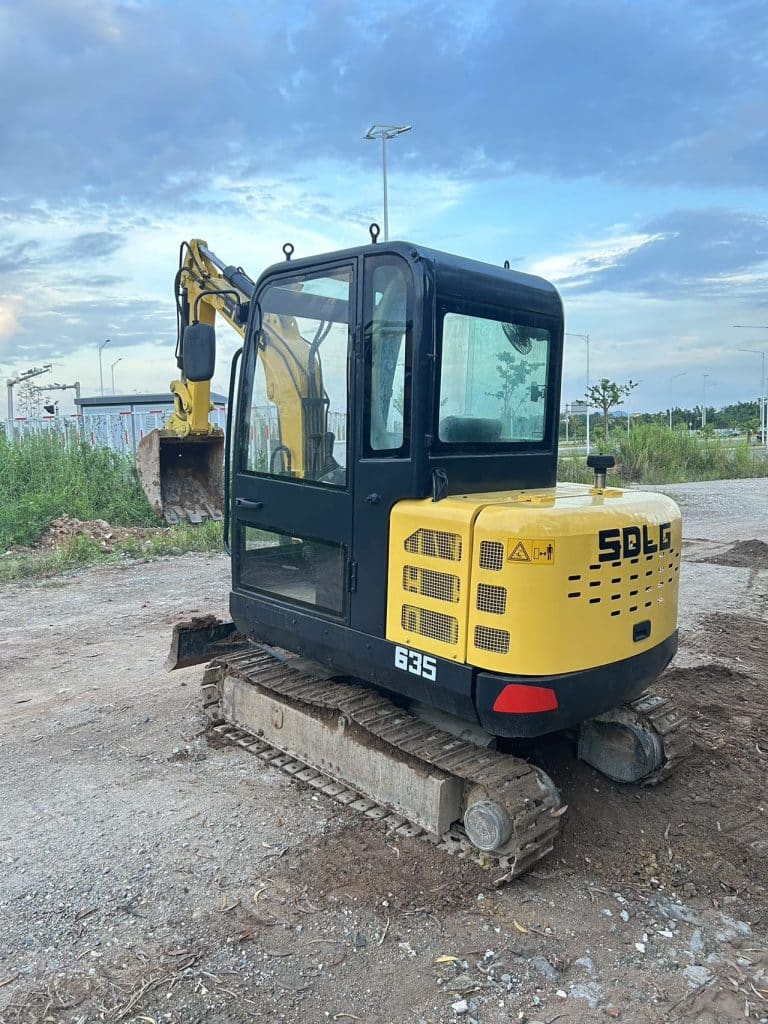 SDLG 635 Mini Excavator