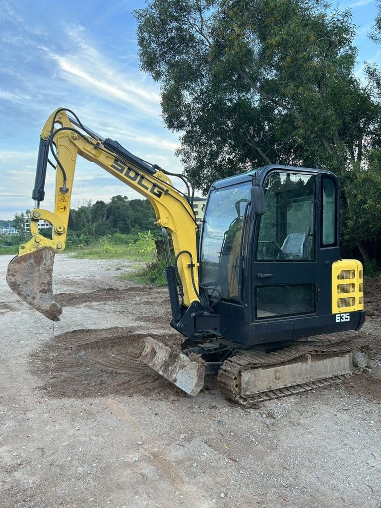 SDLG 635 Mini Excavator