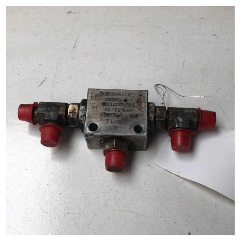 Shuttle Valve photo 1
