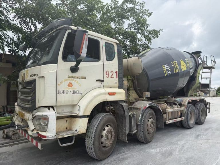 12 m3 Truck Mixer for Sale